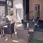 Hotel Stadt 3*