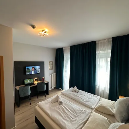 Stadt Hotel 3*