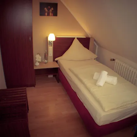 Stadt Hotel 3*