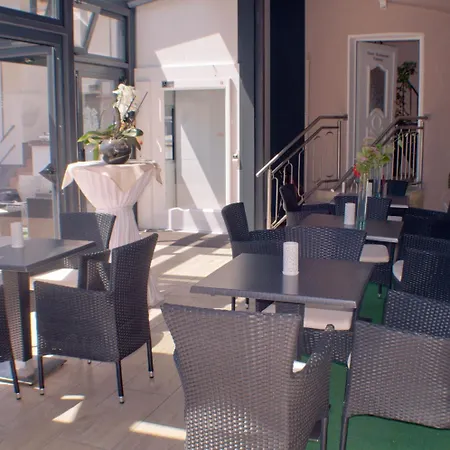 Hotel Stadt 3*