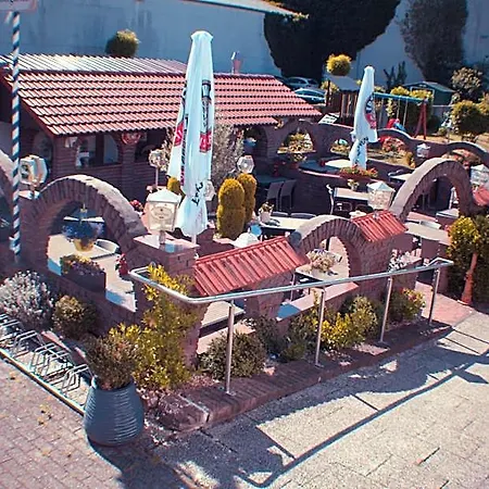 Stadt 3*