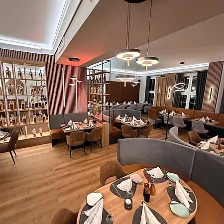 Stadt Hotel 3*