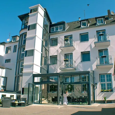 Stadt Hotel 3*